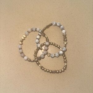 Elegant Gold and White Beaded Bracelet Set